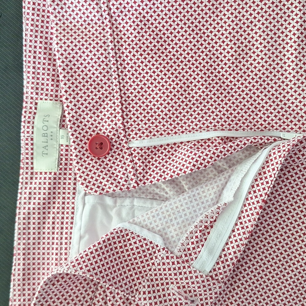Talbots Capri Pants Red White Pattern - Picture 6 of 8